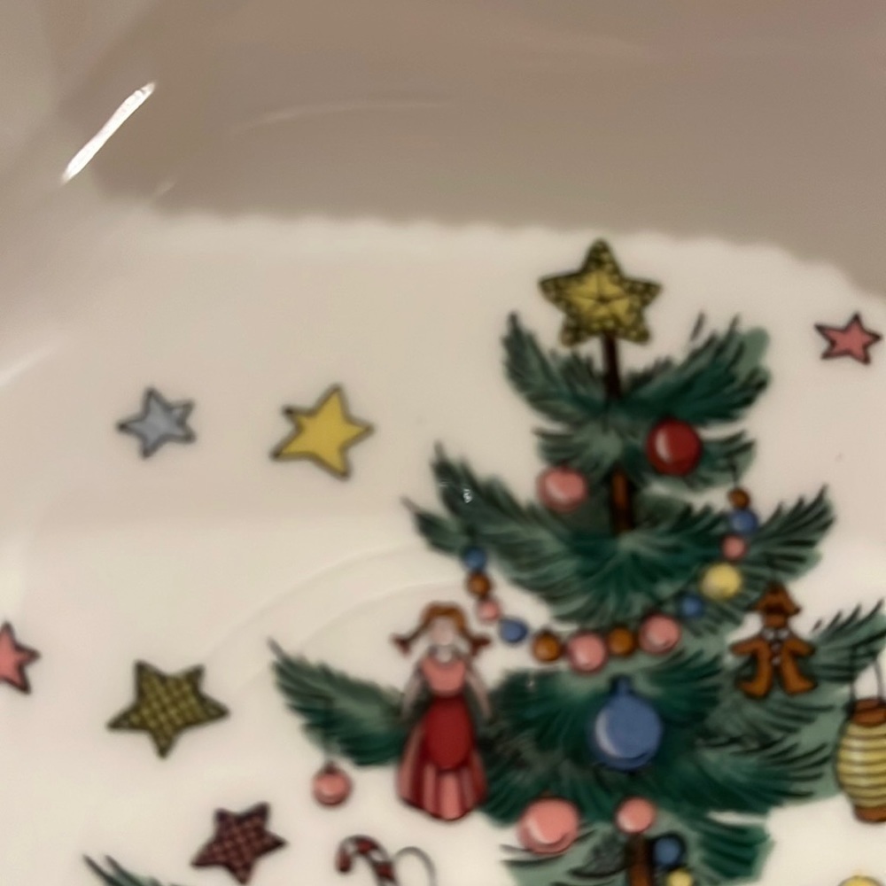 Nikko Ceramics Christmas Bowl - Picture 6 of 6